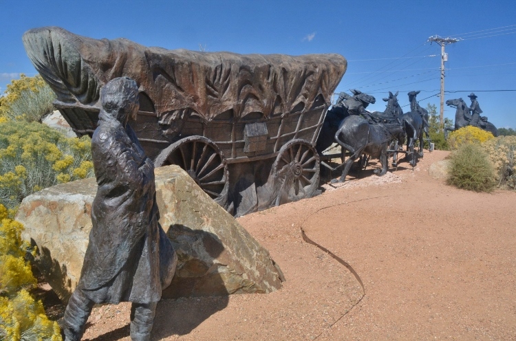 Tribute statue to the Old Santa Fe Trail 